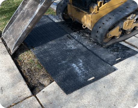 Heavy Equipment Mastery: The Role of Ground Pro Mats in Equipment Operation - Blue Gator Pro